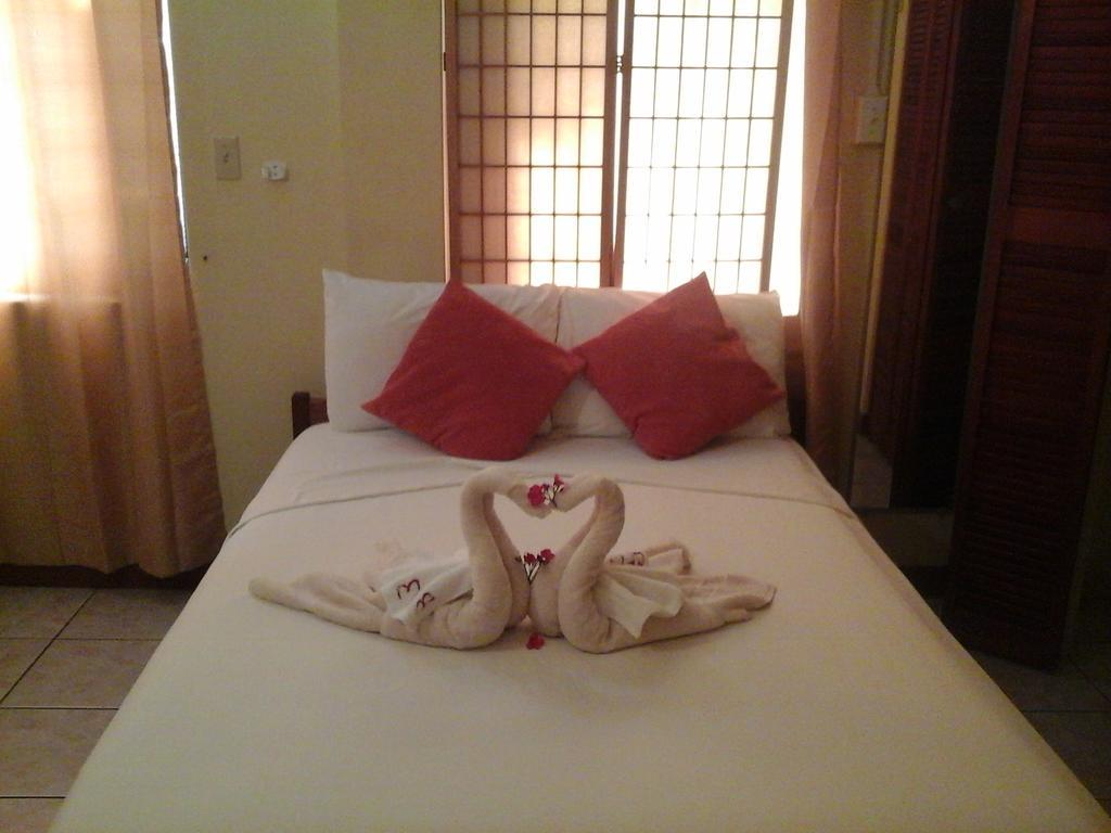 Belcove Hotel & Guesthouse Belize City Exteriör bild